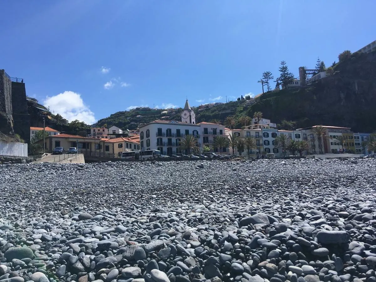Sol Apt Beachfront Duplex Ponta do Sol  Portugal